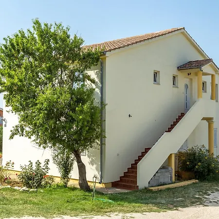 Apartamento Morovic *